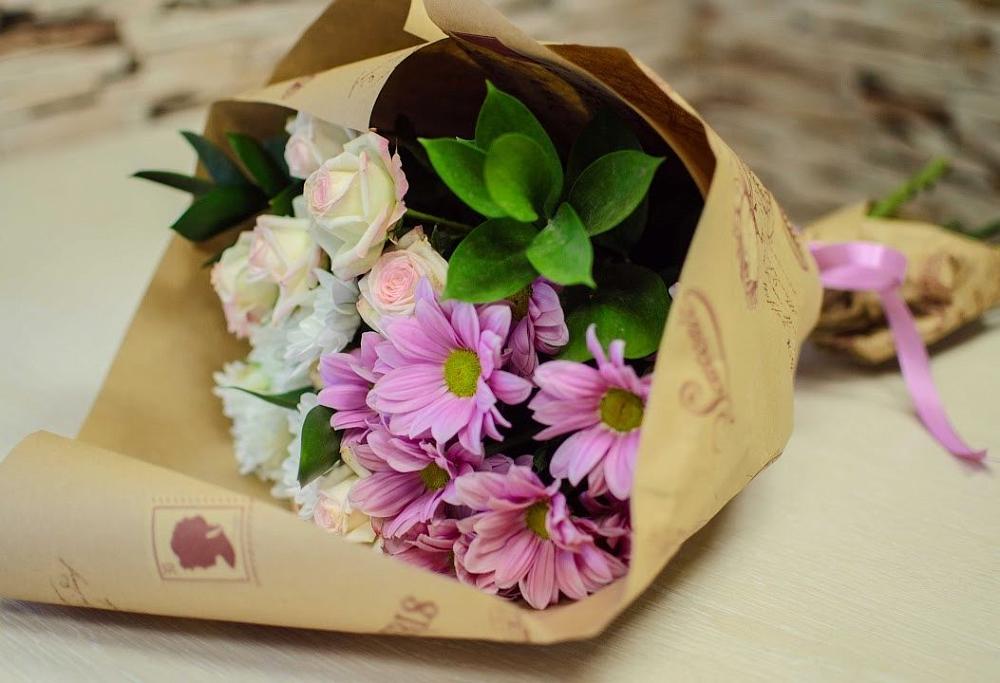 Букет цветов из: Розы и Хризантемы в Дивном