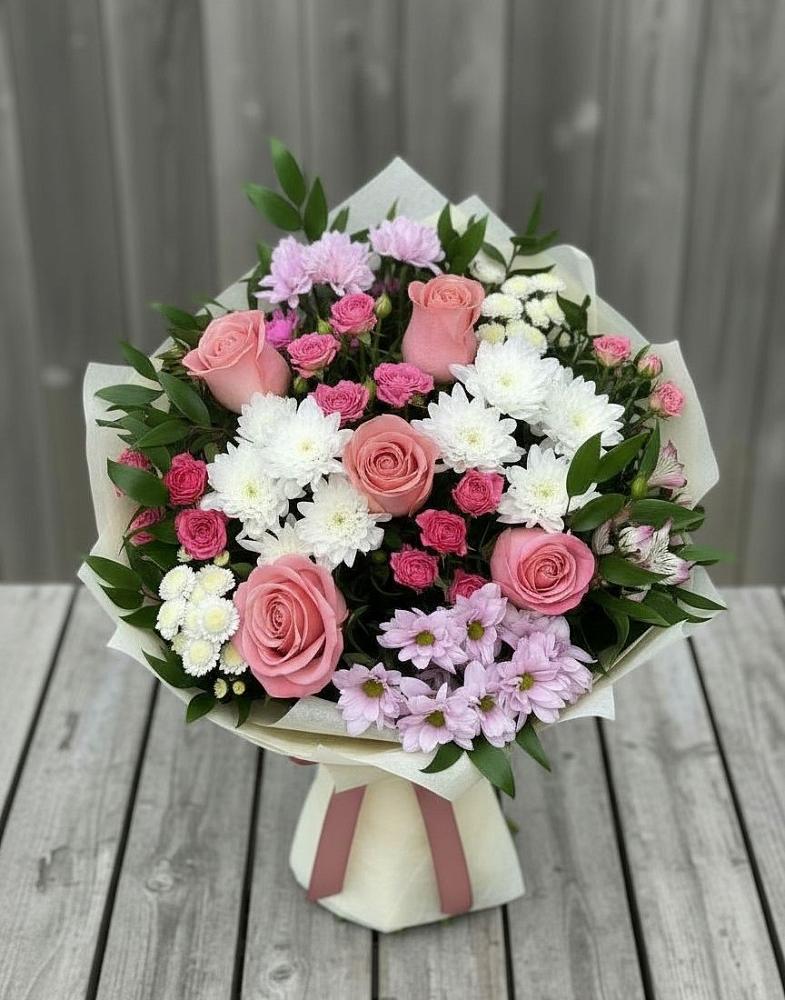 Букет цветов из: Альстромерии, Гвоздики, Розы и Хризантемы в Дивном