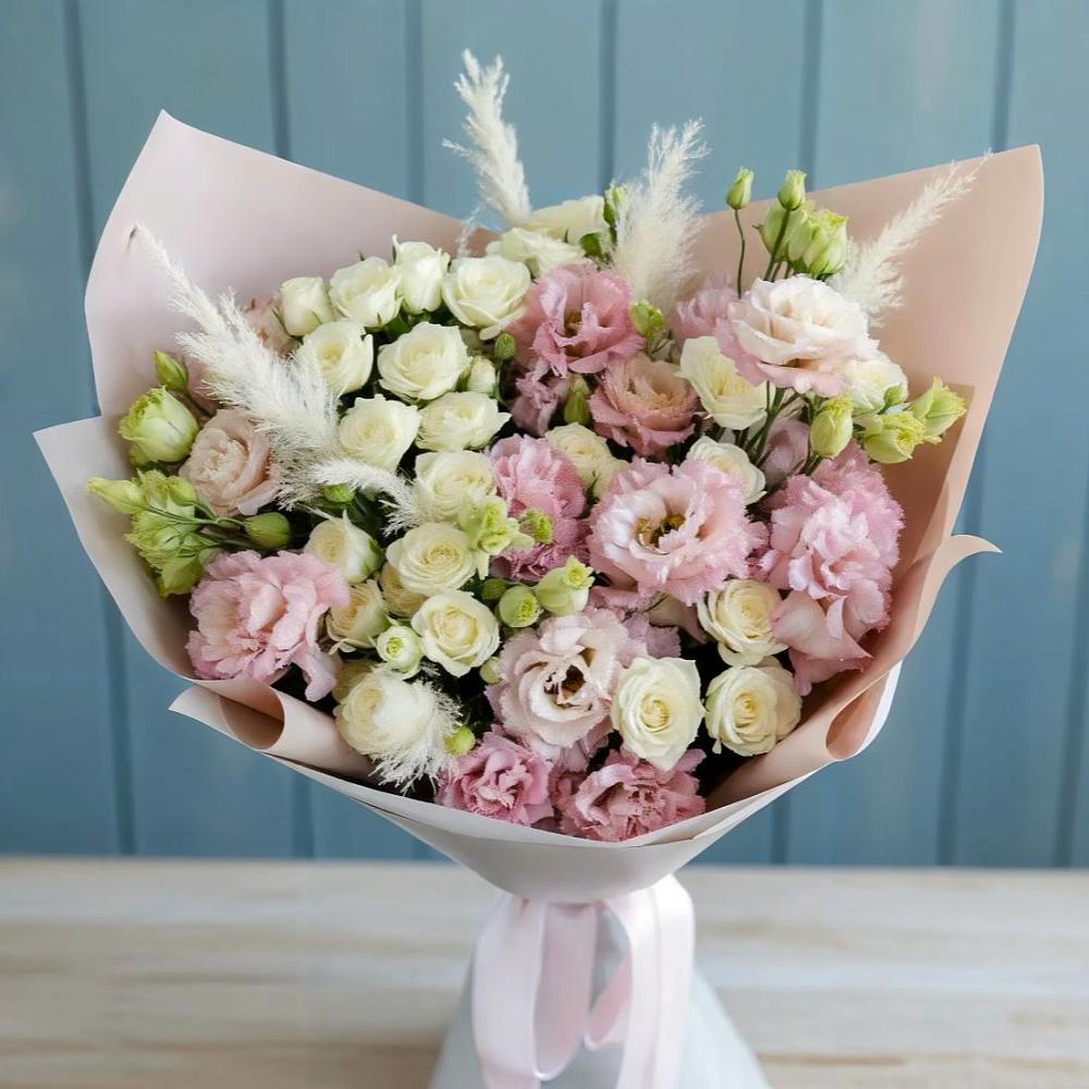 Букет цветов из: Альстромерии и Розы в Дивном