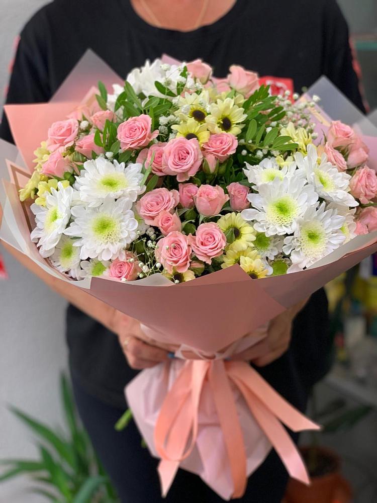 Букет цветов из: Розы и Хризантемы в Дивном