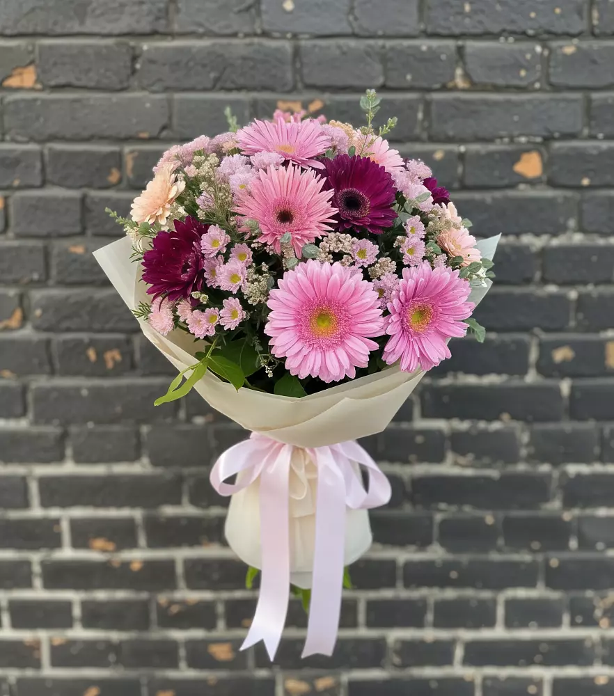 Букет цветов из: Герберы и Хризантемы в Дивном