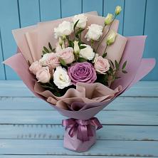 Букет цветов из:  Розы и Лизиантусы в Дивном