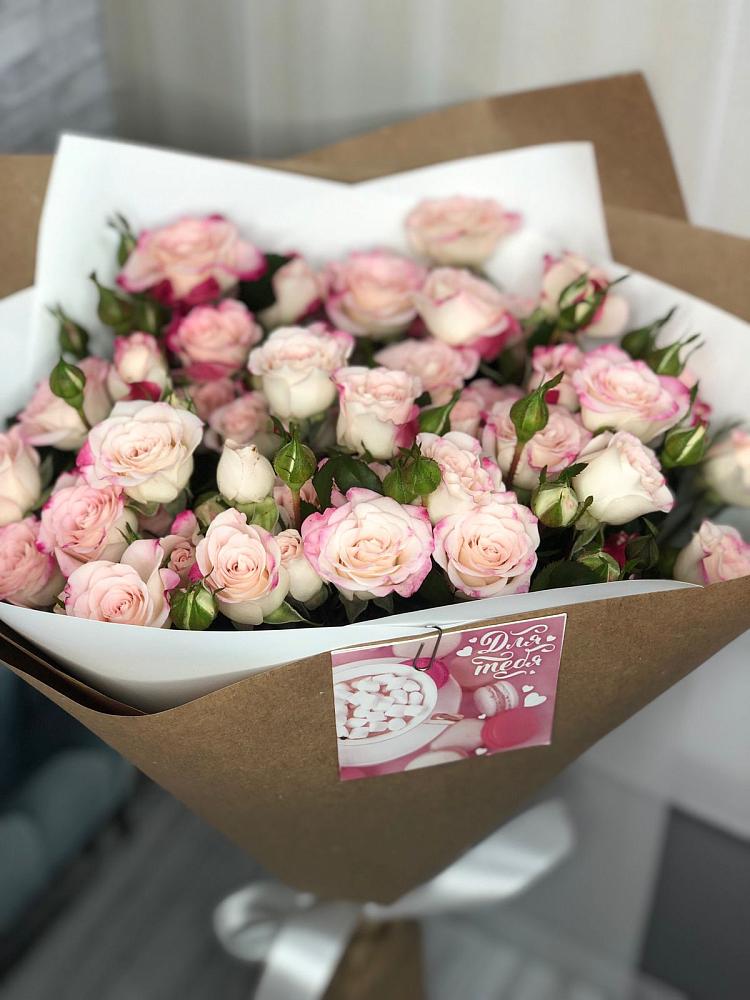 Букет цветов из: Розы в Дивном