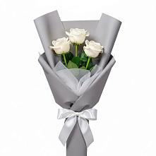 Букет 3 белые розы в Дивном