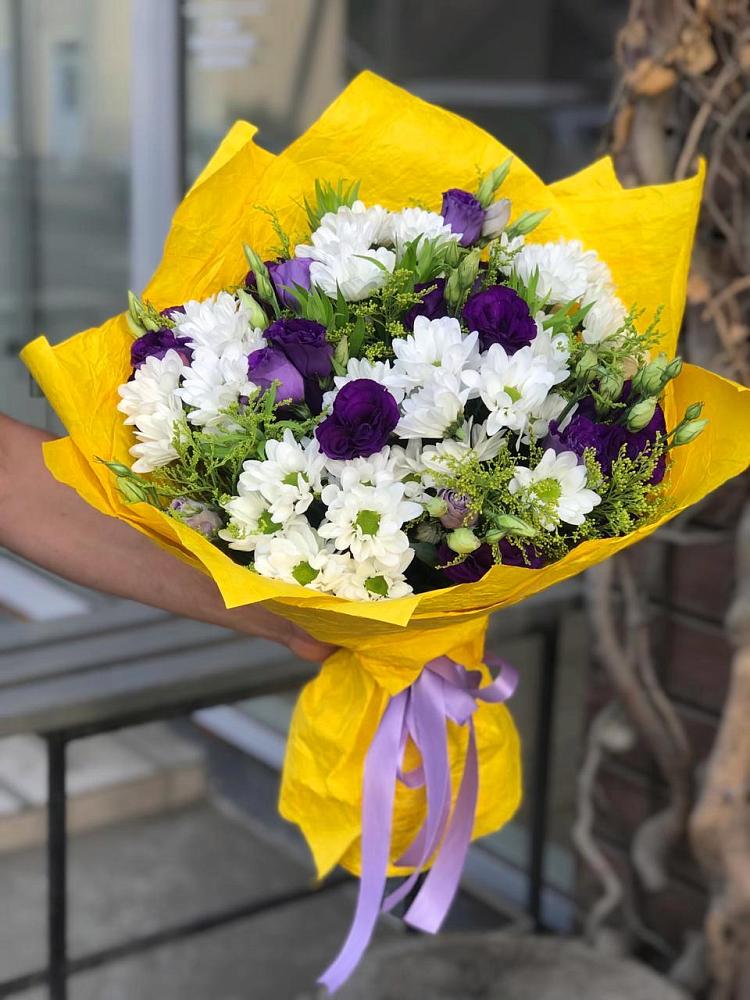 Букет цветов из: Ирисы, Хризантемы и Ромашки в Дивном