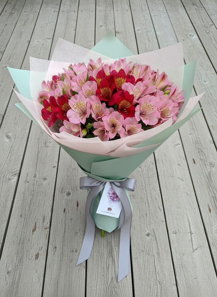 Букет цветов из: Альстромерии в Дивном