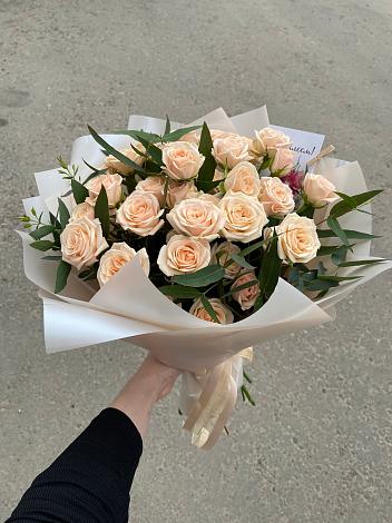 Букет Кремовые розы Латте в Дивном