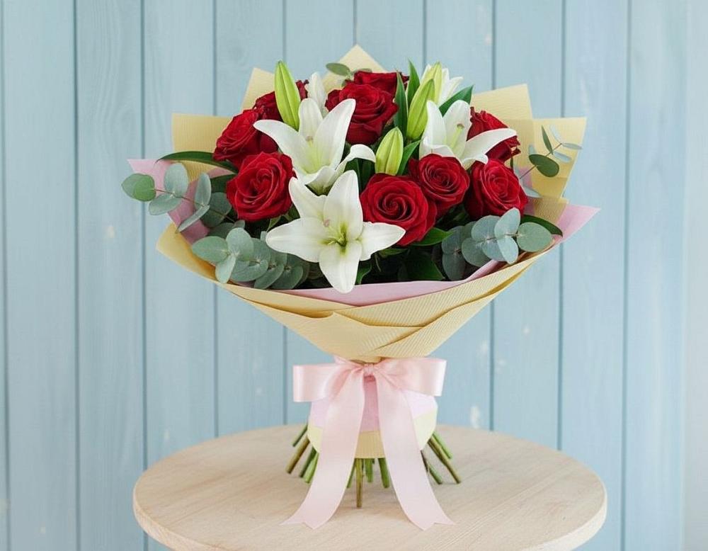 Букет цветов из: Лилии и Розы в Дивном